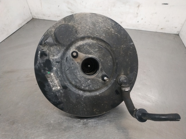 Wzmacniacz próżniowy hamulców 1T1614105S VAG