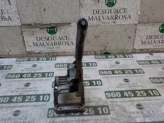 Dźwignia hamulca ręcznego 1T1711303G9B9 VAG