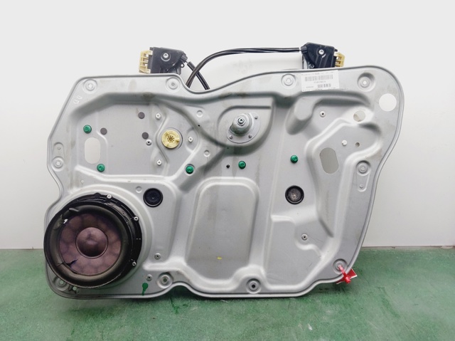 Mechanizm podnoszenia szyby drzwi przednich prawych 1T1837462A VAG
