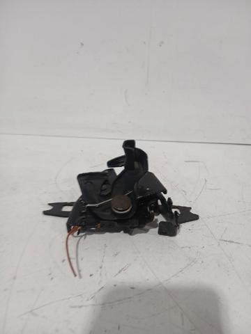 Zamek maski 1U0823509F VAG