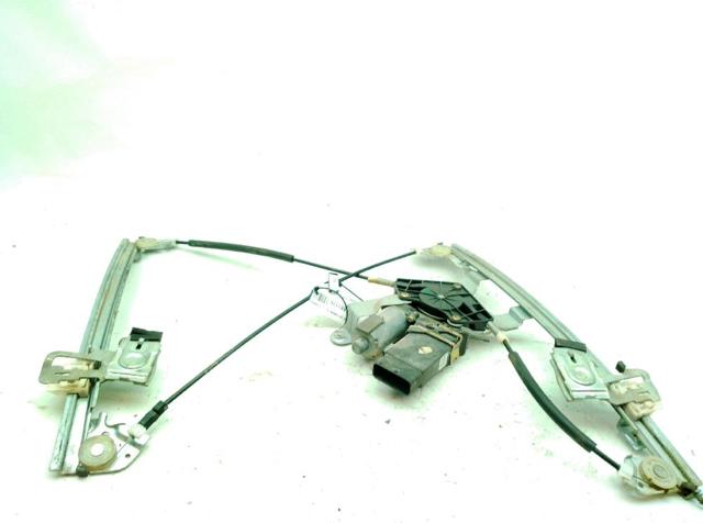 Mechanizm podnoszenia szyby drzwi przednich prawych 1U0837462B VAG