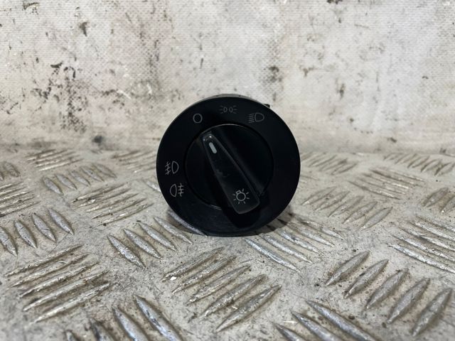 1U0941531D VAG