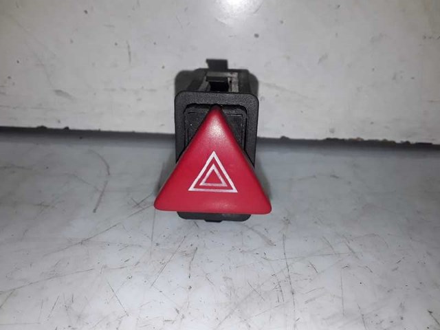 Przycisk włączania światła awaryjnego 1U0953235B VAG
