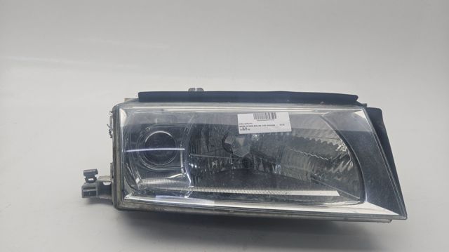 Reflektor prawy 1U1941016E VAG