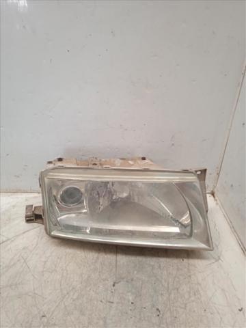 Reflektor prawy 1U1941016E VAG