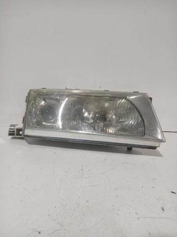 Reflektor prawy 1U1941016L VAG