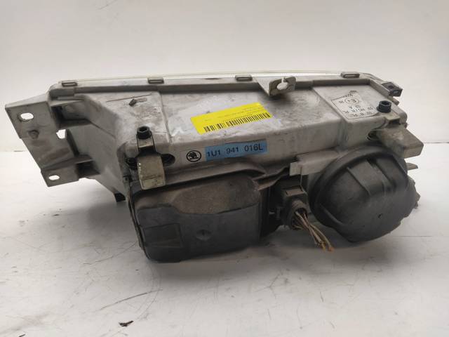 Reflektor prawy 1U1941016L VAG