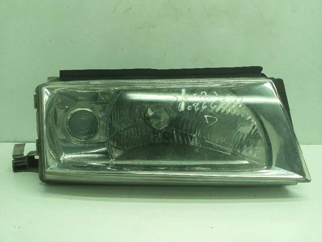 Reflektor prawy 1U1941018N VAG