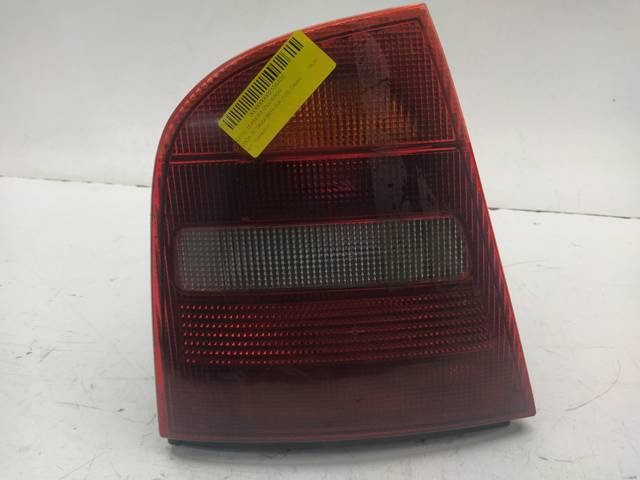Lampa zespolona tylna lewa 1U6945111 VAG