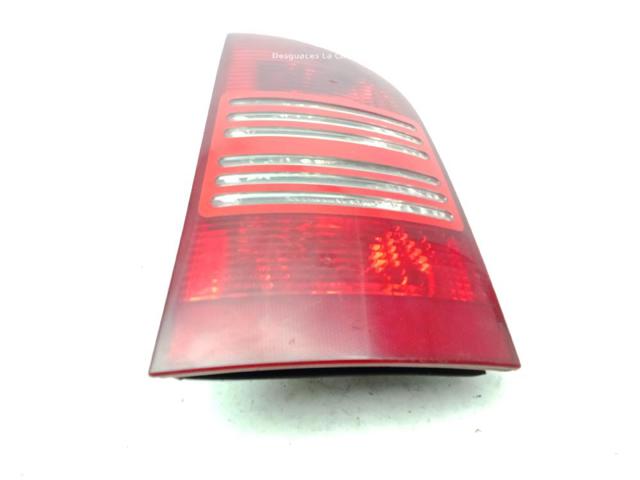 Lampa zespolona tylna prawa 1U9945096 VAG