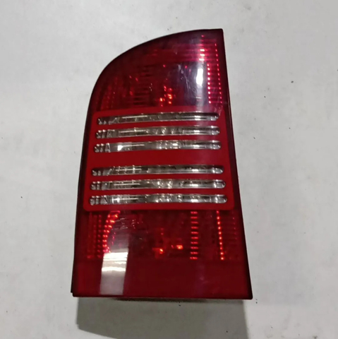 Lampa zespolona tylna lewa 1U9945111 VAG