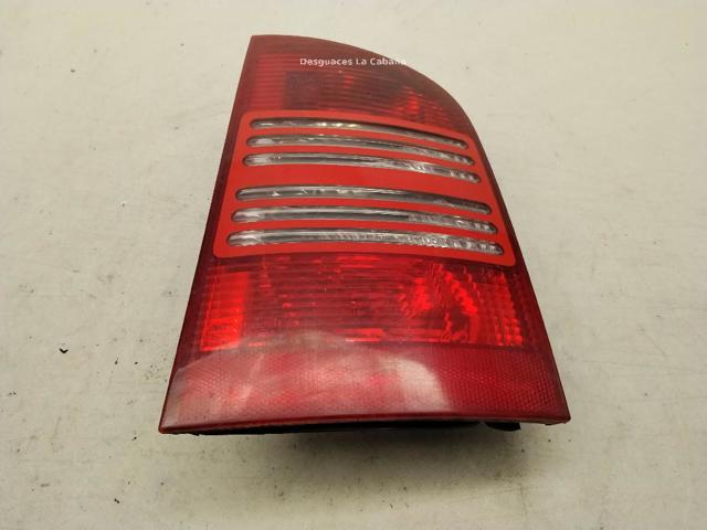 Lampa zespolona tylna prawa 1U9945112 VAG