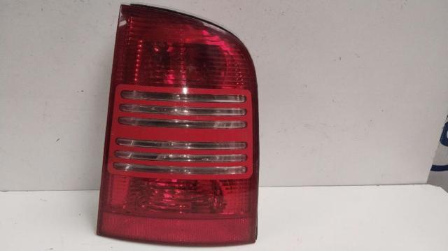 Lampa zespolona tylna prawa 1U9945112 VAG