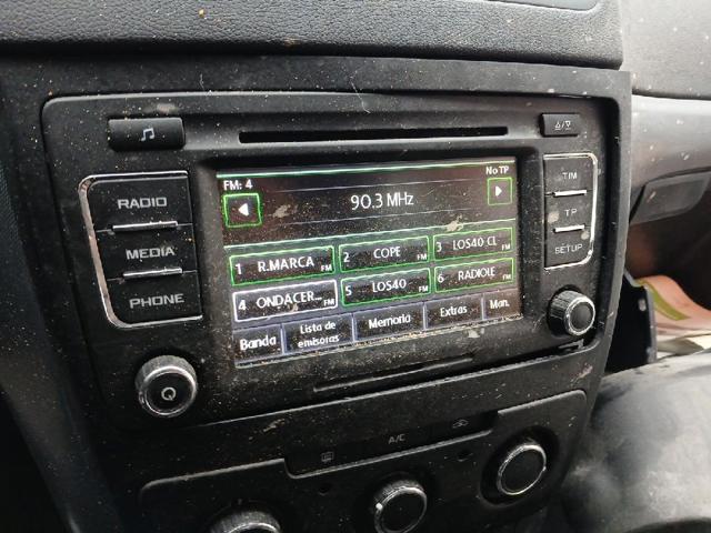 Radioodtwarzacz (radio AM/FM) 1Z0035156N VAG