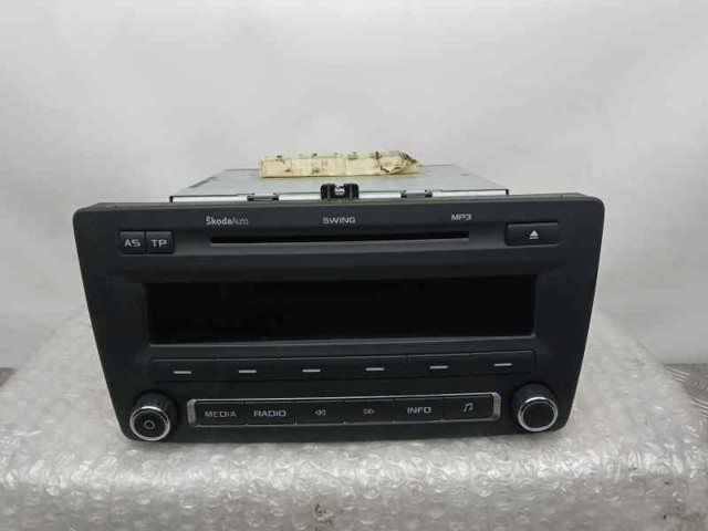 Radioodtwarzacz (radio AM/FM) 1Z0035161F VAG