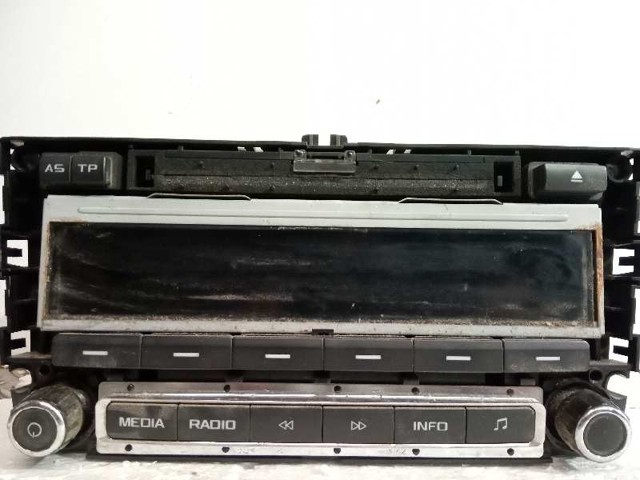Radioodtwarzacz (radio AM/FM) 1Z0035161F VAG