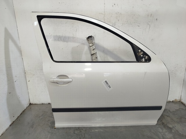 Drzwi przednie prawe 1Z0831056 VAG