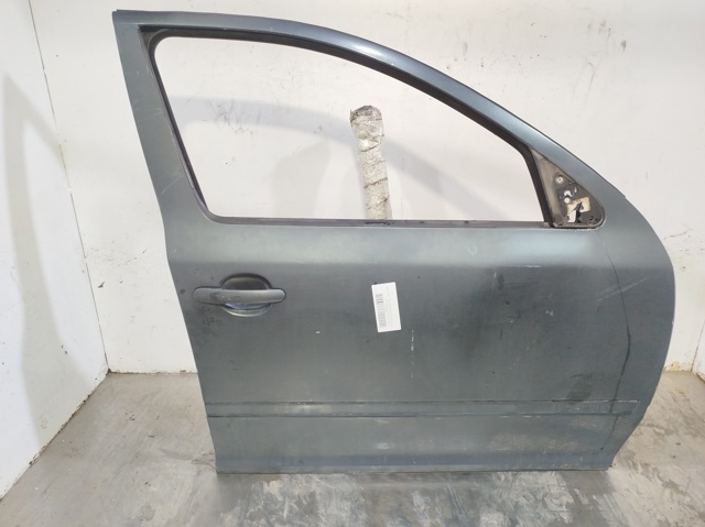 Drzwi przednie prawe 1Z0831056 VAG