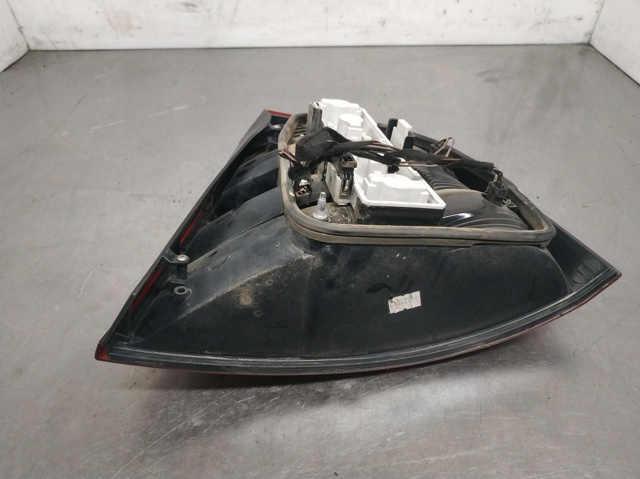 Lampa zespolona tylna lewa 1Z5945095B VAG