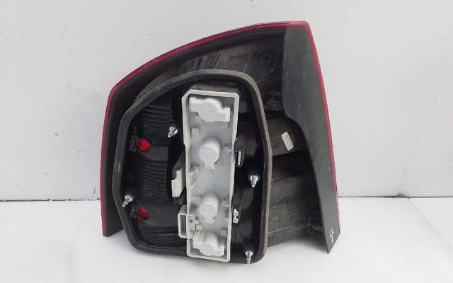 Lampa zespolona tylna prawa 1Z5945096B VAG