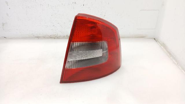 Lampa zespolona tylna prawa 1Z5945112B VAG