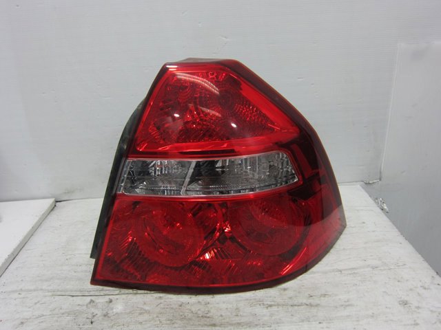 Lampa zespolona tylna prawa 200611R GM