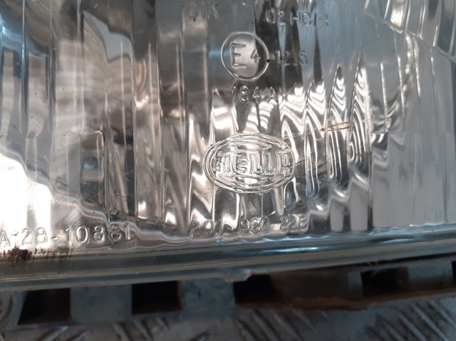 Reflektor lewy Mercedes 100 631