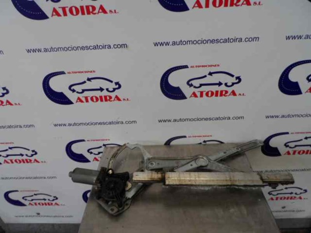 Mechanizm podnoszenia szyby drzwi przednich prawych 2027201246 MERCEDES