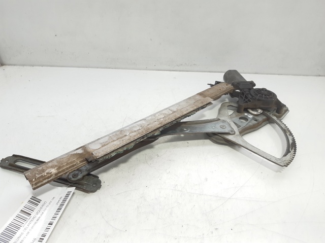 Mechanizm podnoszenia szyby drzwi przednich lewych 2027201546 MERCEDES