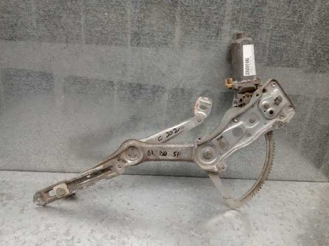 Mechanizm podnoszenia szyby drzwi przednich prawych 2027201646 MERCEDES