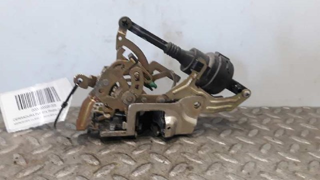 Zamek drzwi tylnych lewych 2027300535 MERCEDES