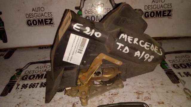 Zamek drzwi tylnych prawych 2027300635 MERCEDES