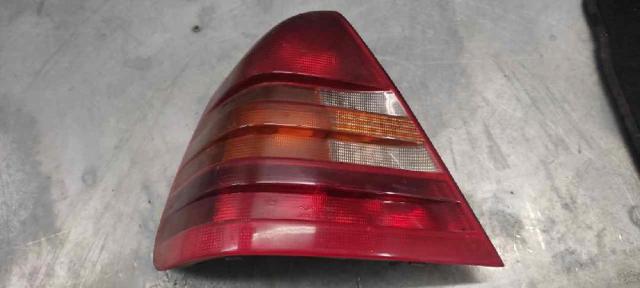 Lampa zespolona tylna lewa 2028200164 MERCEDES