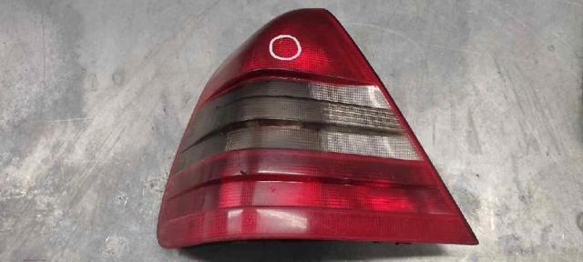 Lampa zespolona tylna lewa 2028200964 MERCEDES