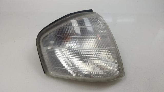 Kierunkowskaz prawy 2028260843 MERCEDES