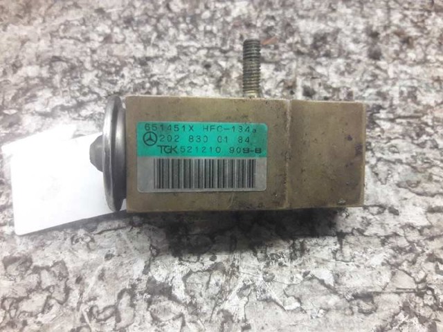 2028300184 Mercedes