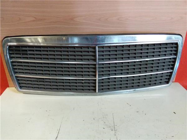 Atrapa chłodnicy 2028880023 MERCEDES