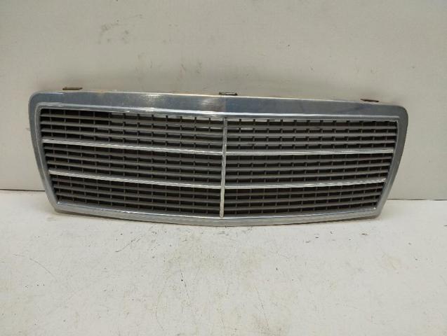 Atrapa chłodnicy 2028880023 MERCEDES