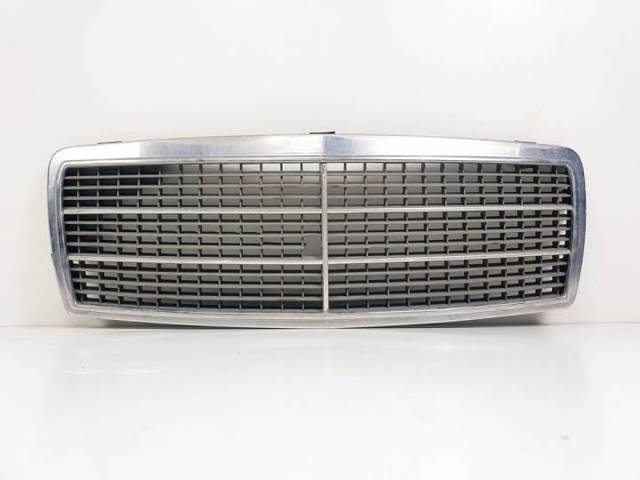 Atrapa chłodnicy 2028880023 MERCEDES