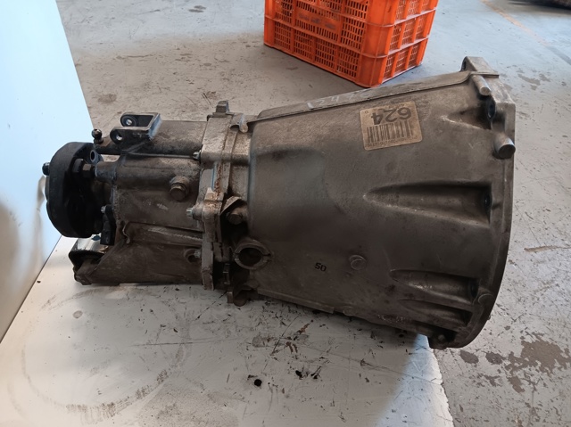 Mechaniczna skrzynia biegów w komplecie 2032609700 MERCEDES