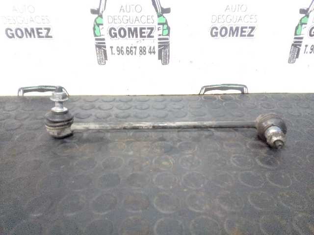 Uchwyt do mocowania tulei stabilizatora przedniego 2033232740 MERCEDES