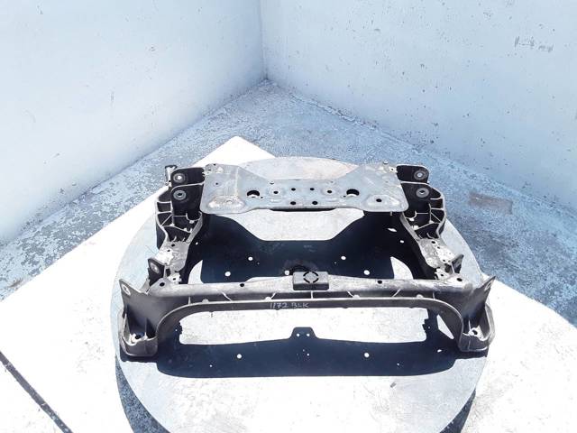 Korpus osi przedniej 2036280157 MERCEDES
