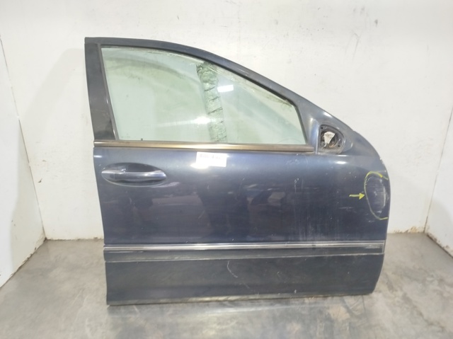Drzwi przednie prawe 203720020567 MERCEDES