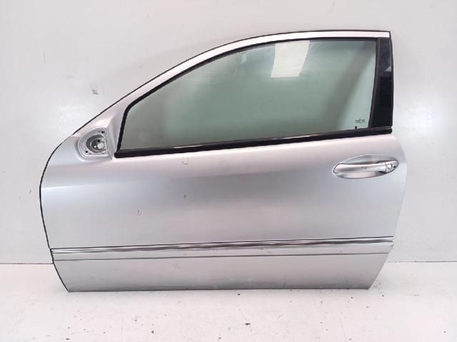 Drzwi przednie lewe 2037201505 MERCEDES