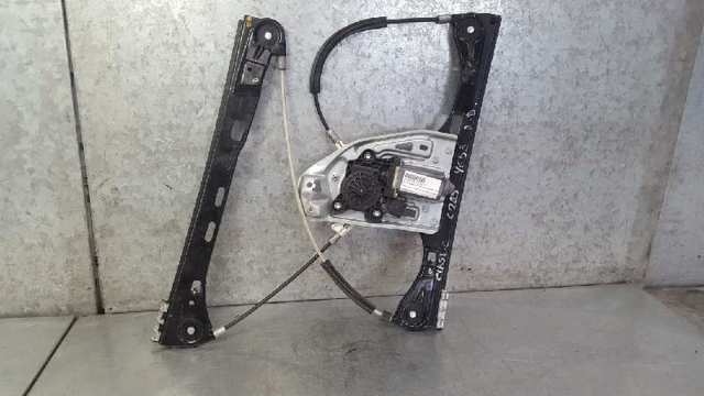 Mechanizm podnoszenia szyby drzwi przednich prawych 2037201646 MERCEDES