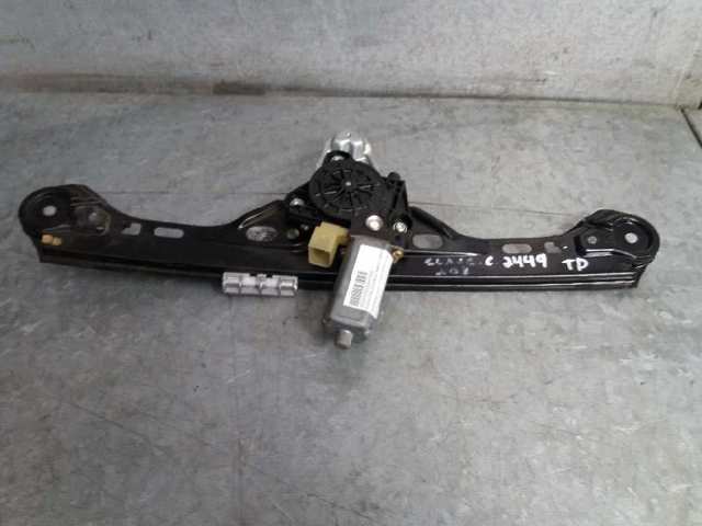 2037300446 Mercedes