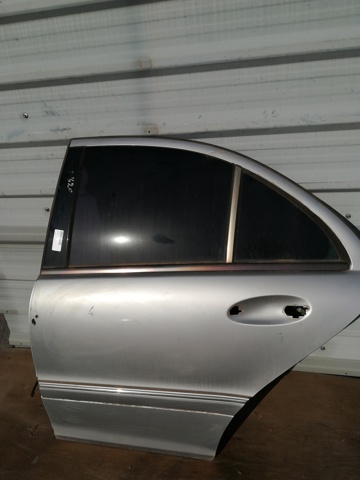 Drzwi tylne lewe 2037300705 MERCEDES