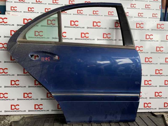 Drzwi tylne prawe 2037300805 MERCEDES