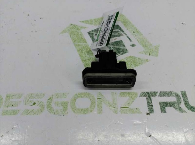 Lampa oświetlenia tylnej tablicy rejestracyjnej 2038200256 MERCEDES