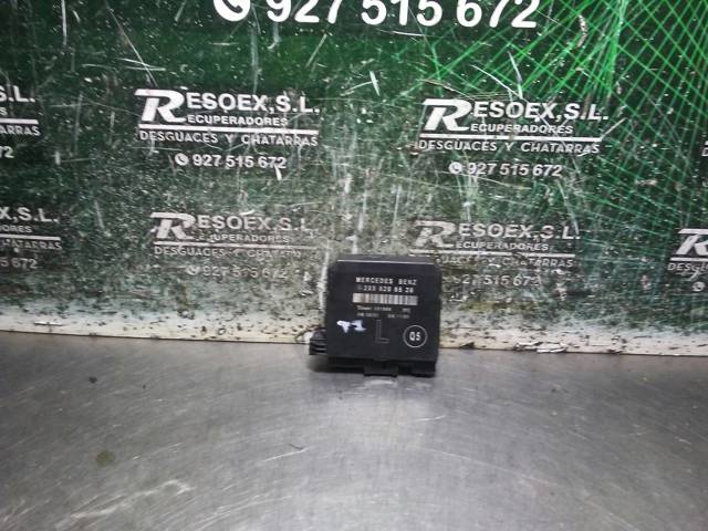 Blok komfortu tylnych drzwi 2038206526 MERCEDES